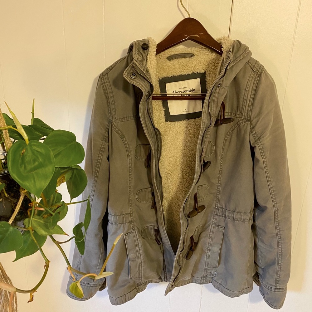 Super comfy Sherpa-Lined Abercrombie Jacket.